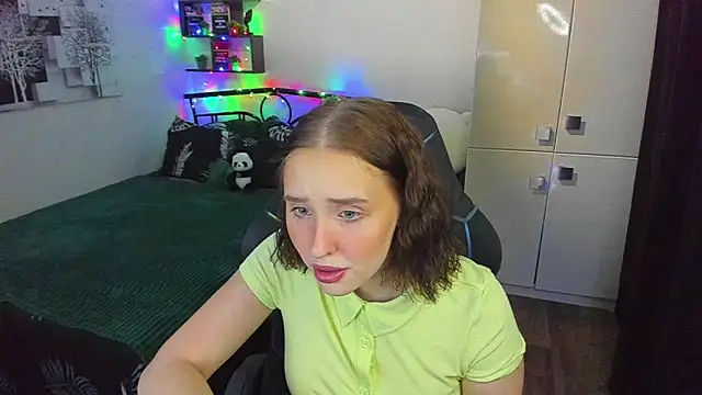 LinaTruly online show from 03/02/26, 10:17