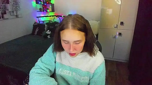 LinaTruly online show from 02/27/26, 10:20