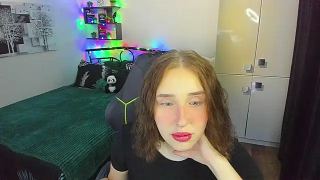 LinaTruly online show from 03/06/26, 10:16