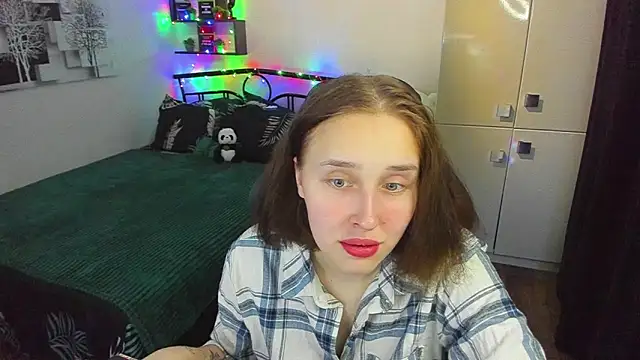 LinaTruly online show from 03/11/26, 09:53