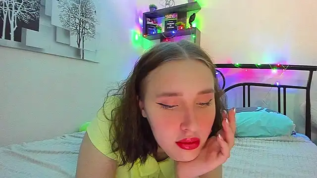 LinaTruly online show from 03/24/26, 10:21