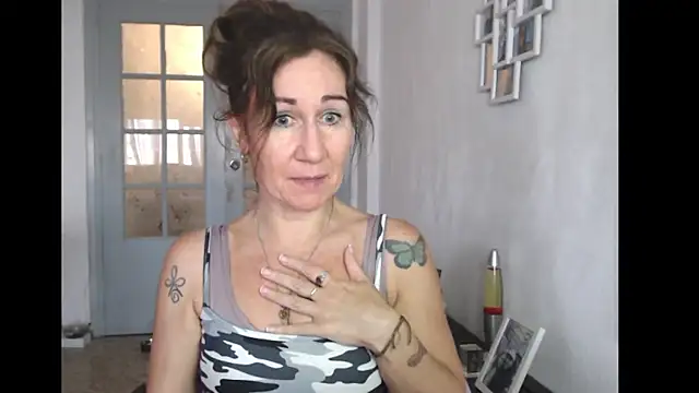 TamaraSweetxo online show from 06/05/26, 03:51