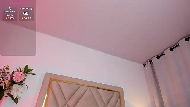 chloe wilson7 online show from 11/14/25, 02:04