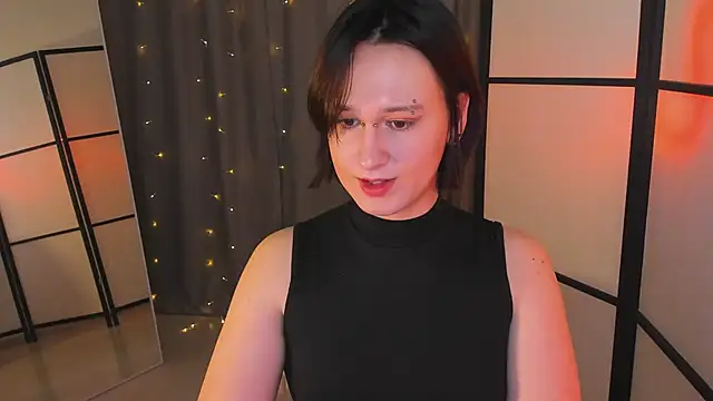 Nicole Cidman online show from 02/18/25, 05:09