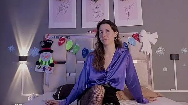 jolie lov online show from 11/25/25, 01:33