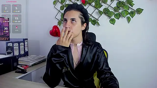 Snapshot of andy_angell1 chatting on 02/28/26, 12:27 andy angell1 online show from 02/28/26, 12:27