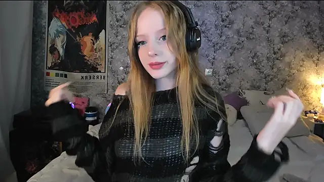 Snapshot of Inma_Lewdness chatting on 09/17/25, 07:49 Inma Lewdness online show from 09/17/25, 07:49