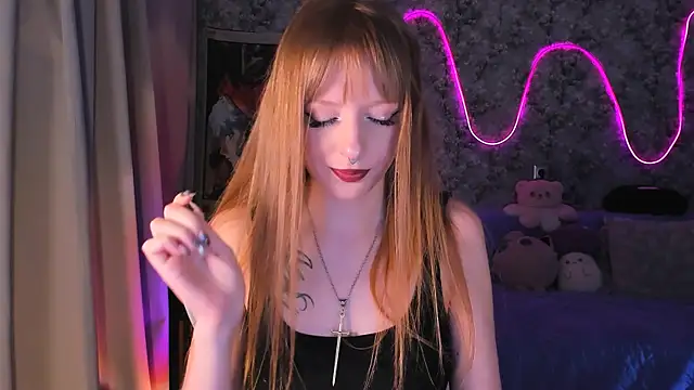 Snapshot of Inma_Lewdness chatting on 02/01/25, 02:45 Inma Lewdness online show from 02/01/25, 02:45