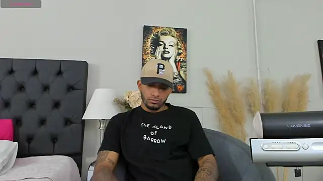 Robin Rief online show from 03/12/25, 09:34