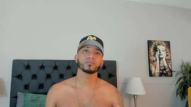 Robin Rief online show from 10/19/25, 03:20