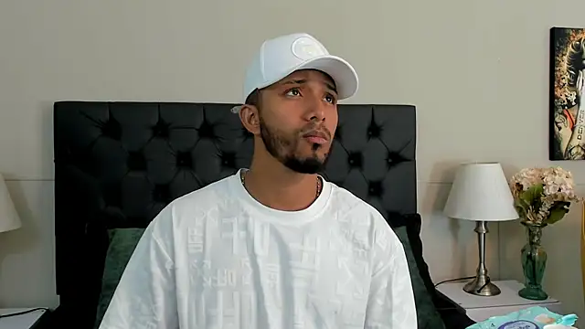 Robin Rief online show from 09/14/25, 03:18