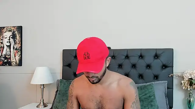 Robin Rief online show from 09/21/25, 03:22