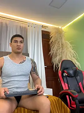 Robin Rief online show from 12/23/25, 03:50