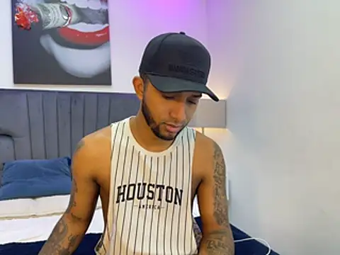 Robin Rief online show from 03/05/26, 03:25