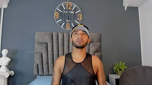 Robin Rief online show from 03/24/26, 07:47