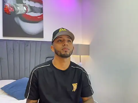 Robin Rief online show from 03/07/26, 03:35