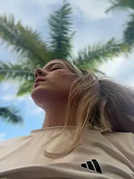 NicoleCut online show from 04/03/26, 10:05