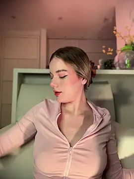 NicoleCut online show from 05/12/26, 09:15