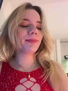 NicoleCut online show from 02/17/26, 10:01