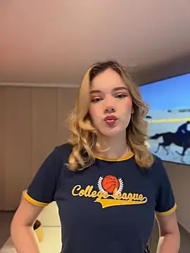 NicoleCut online show from 03/27/26, 11:16