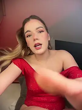 NicoleCut online show from 07/15/26, 09:38