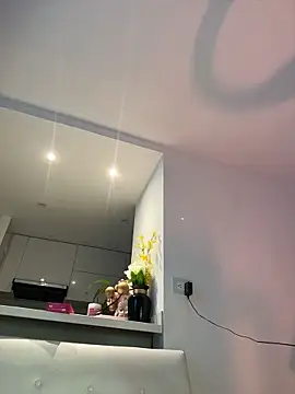 NicoleCut online show from 03/08/26, 10:07