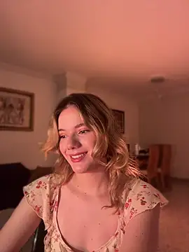 NicoleCut online show from 04/24/26, 09:55