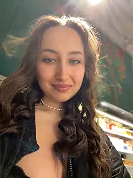 VelvetVixenI online show from 03/08/26, 04:21