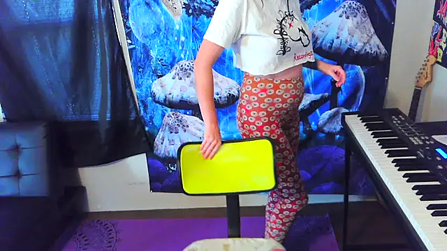  hellostormy  online show from 11/03/25, 03:59