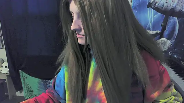  hellostormy  online show from 04/08/26, 11:33