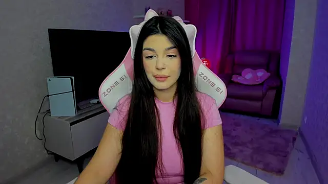 Snapshot of AlluringAriel chatting on 02/24/26, 11:22 AlluringAriel online show from 02/24/26, 11:22