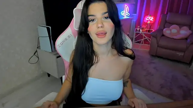 AlluringAriel online show from 10/08/25, 07:47