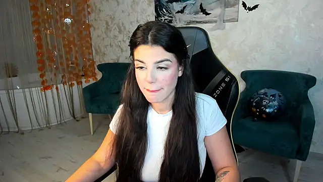 AlluringAriel online show from 10/26/25, 07:14