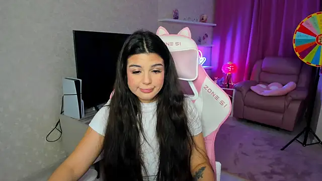 AlluringAriel online show from 12/05/25, 07:34