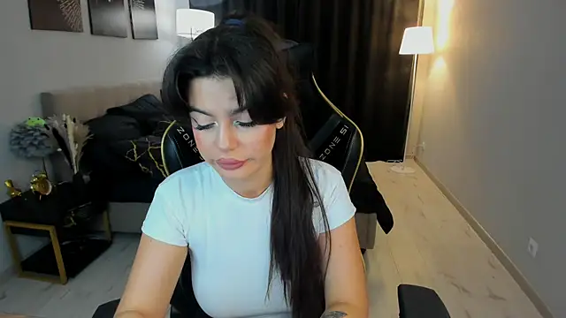 AlluringAriel online show from 09/21/25, 07:30