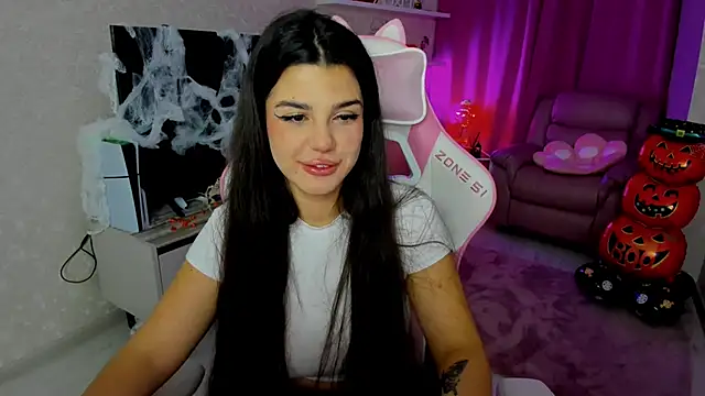 AlluringAriel online show from 11/02/25, 07:19