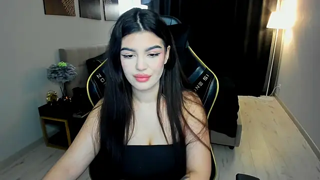 Snapshot of AlluringAriel chatting on 02/12/26, 04:23 AlluringAriel online show from 02/12/26, 04:23