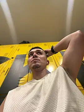 Snapshot of adam-rivera chatting on 10/28/25, 12:44 adam-rivera online show from 10/28/25, 12:44