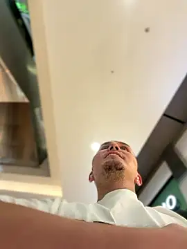 Snapshot of adam-rivera chatting on 01/10/26, 01:34 adam-rivera online show from 01/10/26, 01:34