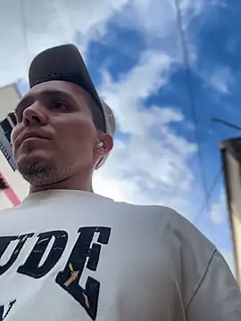 adam-rivera online show from 04/02/26, 09:54