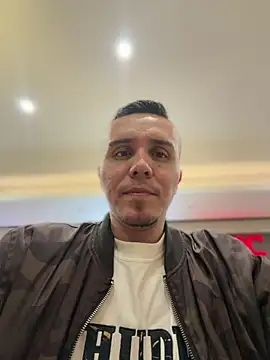 Snapshot of adam-rivera chatting on 02/03/26, 01:16 adam-rivera online show from 02/03/26, 01:16