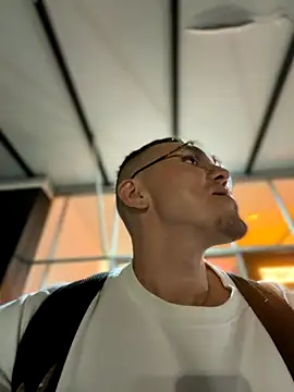 Snapshot of adam-rivera chatting on 11/09/25, 12:47 adam-rivera online show from 11/09/25, 12:47