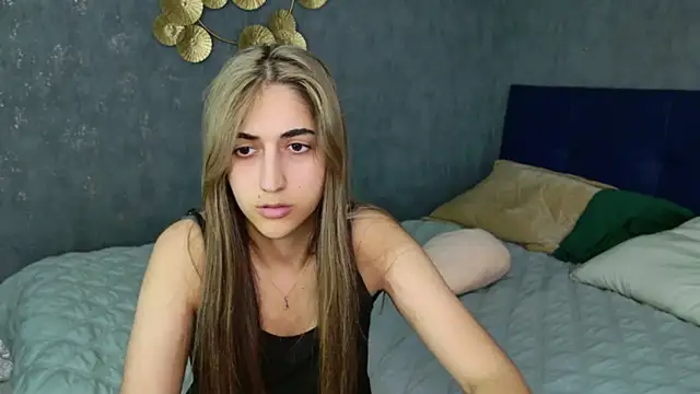 Snapshot of Teresa_Stane chatting on 02/25/25, 12:05 Teresa Stane online show from 02/25/25, 12:05