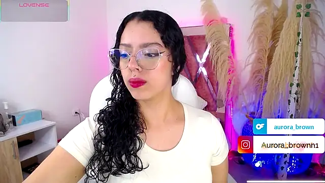 Aurora Brownn online show from 09/18/25, 04:26