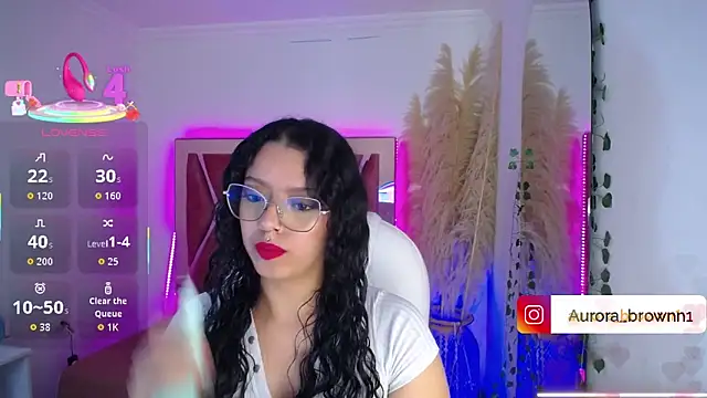 Aurora Brownn online show from 10/10/25, 04:46