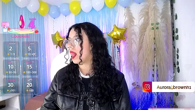 Aurora Brownn online show from 09/29/25, 01:45