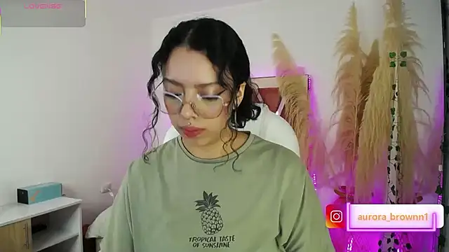 Aurora Brownn online show from 09/15/25, 01:17