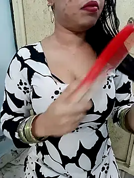 Haniya-143 online show from 12/16/25, 10:58