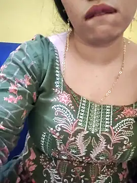 Haniya-143 online show from 10/27/25, 03:13