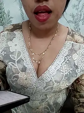 Haniya-143 online show from 04/05/26, 11:33